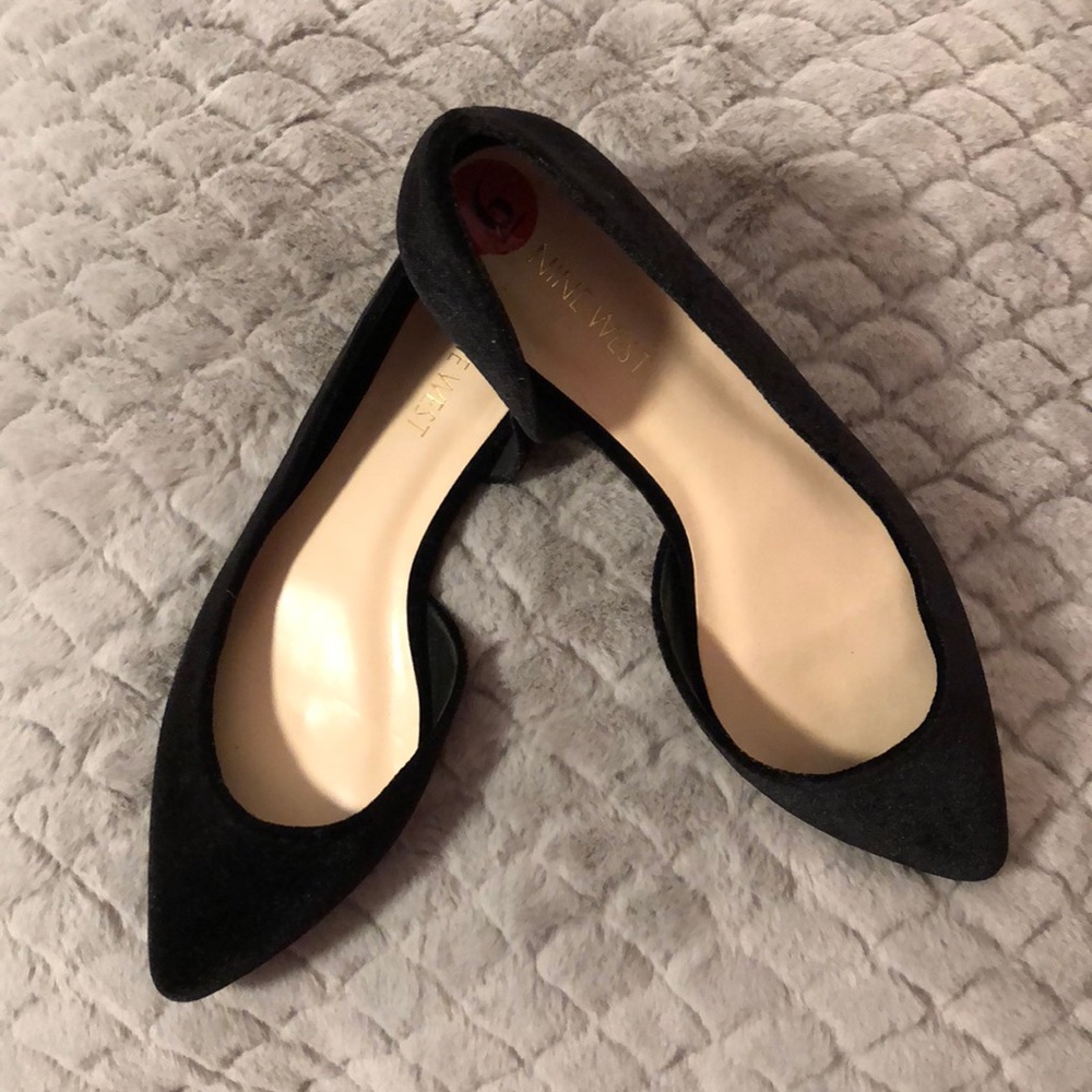 Black Velvet Flats